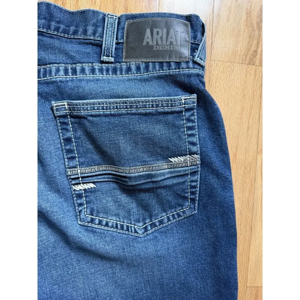 Ariat M5 Straight Fit Straight Leg Jeans Men’s 38x34 Medium Wash Stretch Denim